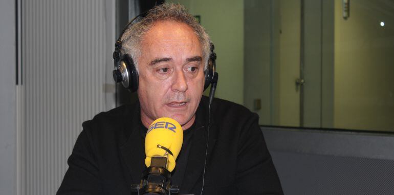 Ferran Adrià durant l'entrevista.