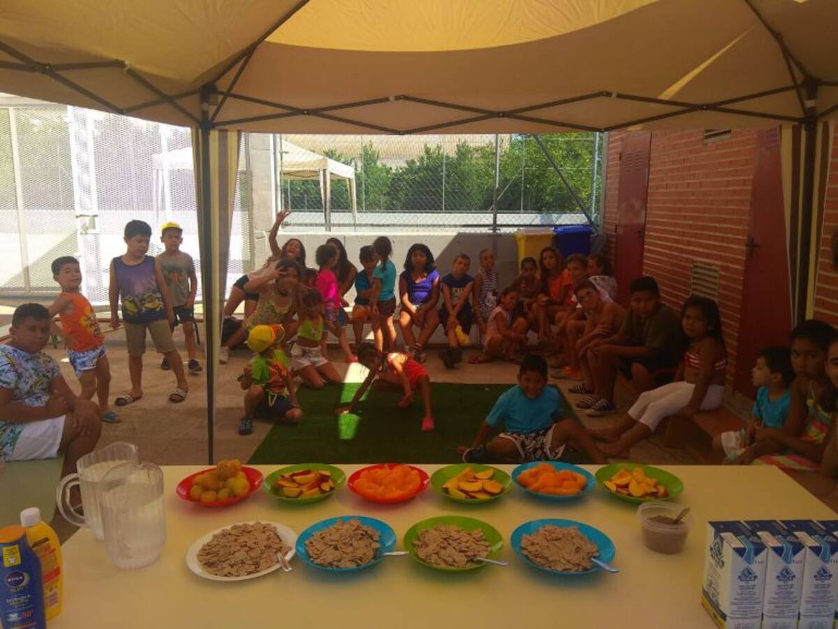 Cáritas refuerza la atención a la infancia con escuelas y campamentos de verano
