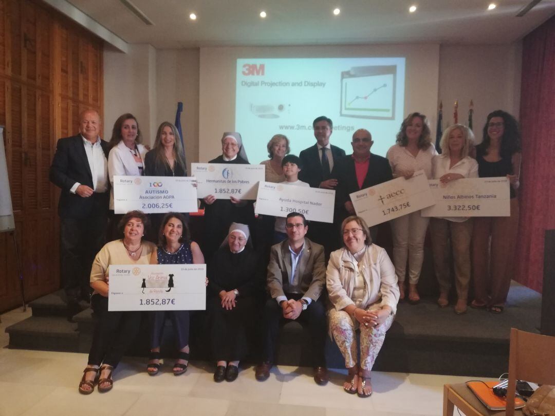 La entrega de los cheques se ha realizado en las instalaciones del Parador de Ronda 