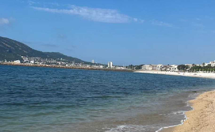 Imagen de una de las playas de Altea sin balizamiento