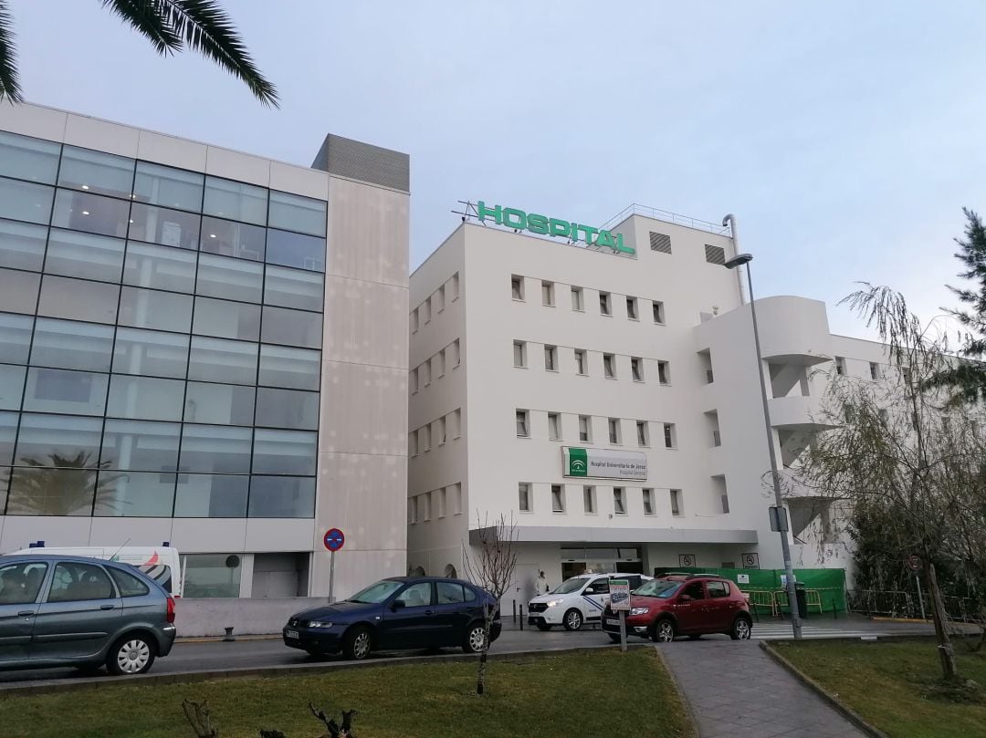 Uno de los accesos al Hospital de Jerez