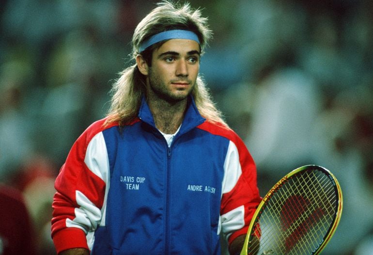 Agassi, antes de comenzar un partido de Copa Davis en 1989