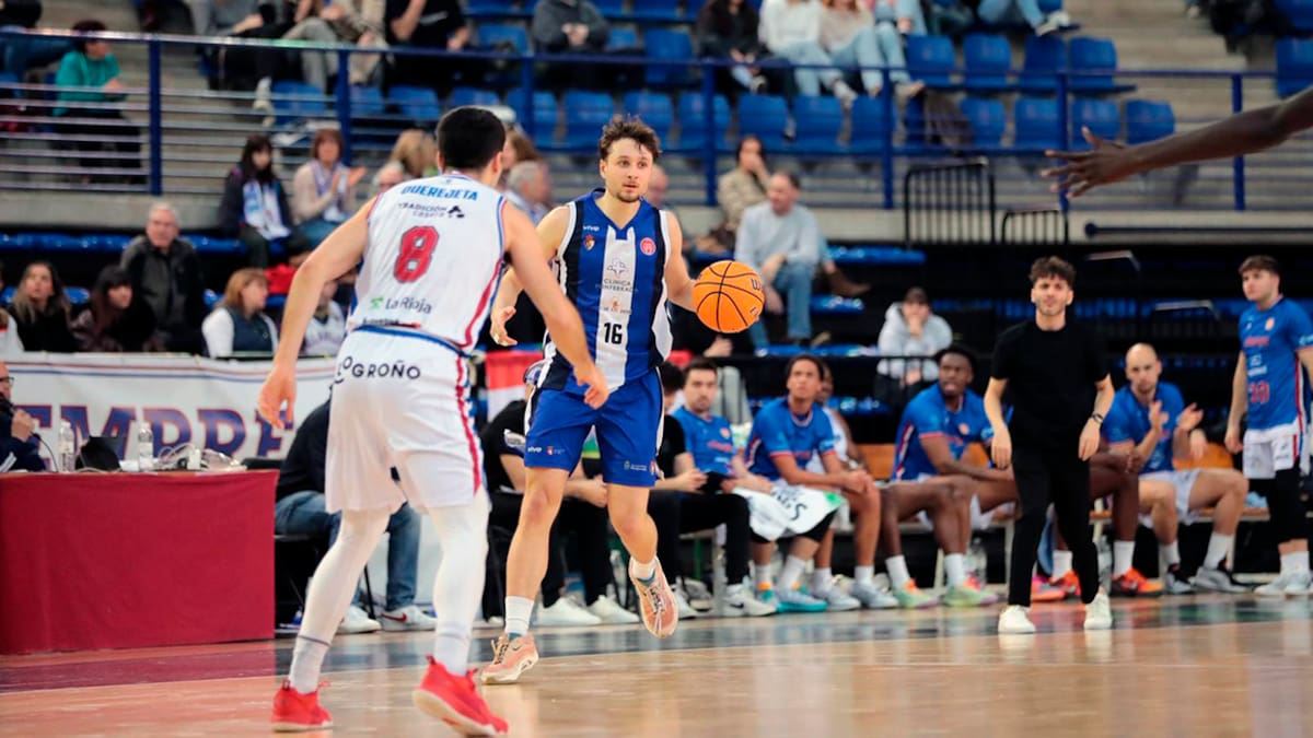 El Clínica Ponferrada SDP deja escapar la victoria en Logroño