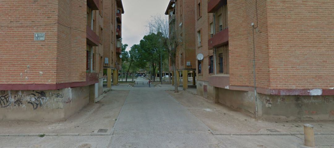 La plaza Tomás Navarro Tomás en el barrio de la Milagrosa