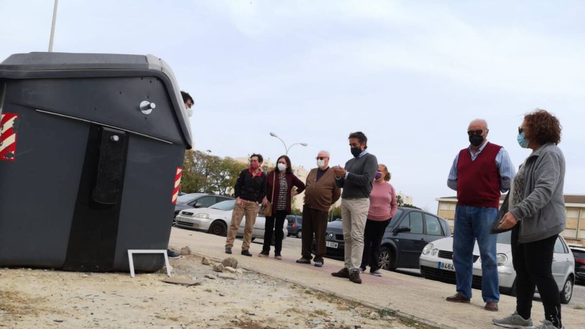 Saldaña visita La Unión y lamenta "la falta de respuesta municipal" ante los problemas del barrio