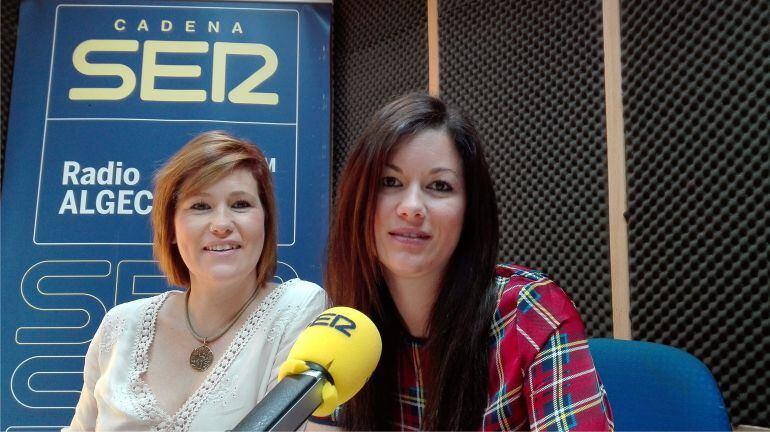 Margarita y Claudia viajan a Grecia para ayudar a los refugiados de la guerra.