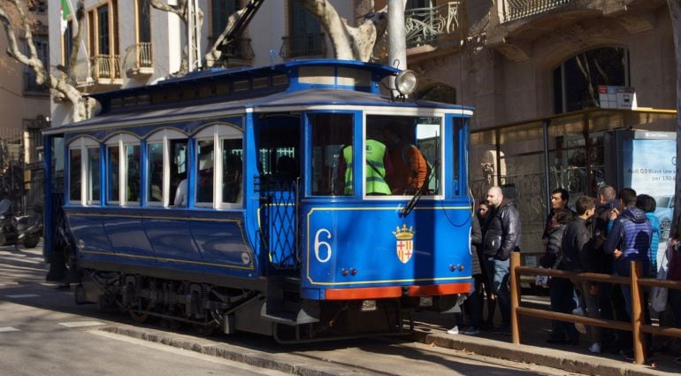 El tramvia blau en el dia del seu comiat, si més no, per ara
