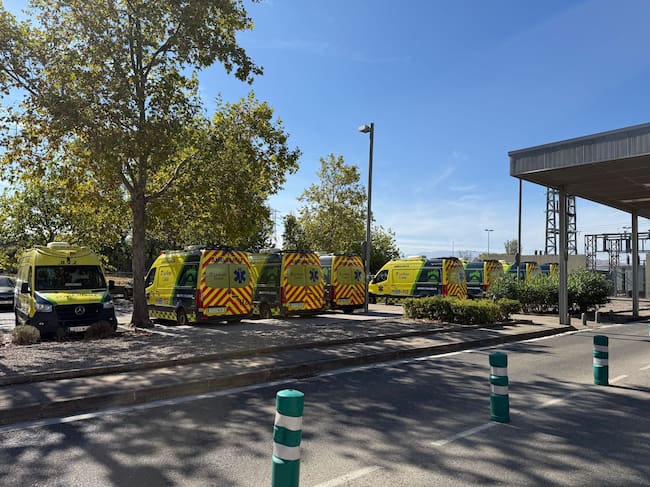 UGT denuncia la "saturación crónica" del servicio de Urgencias del San Pedro con 10 ambulancias bloqueadas durante 3 horas