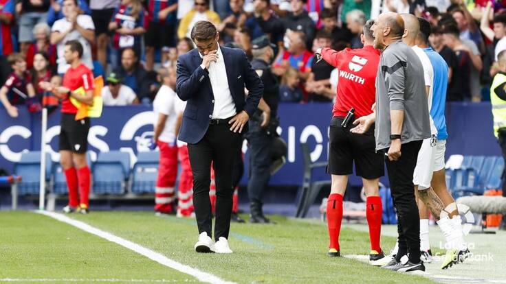 García Plaza: "A ganar al Granada con nuestra gente"