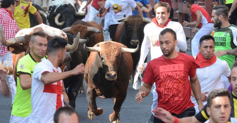 Corredores del cuarto encierro de las fiestas