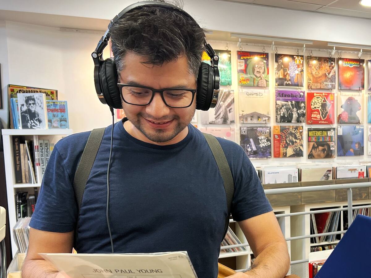 “Una canción para cada día de la semana”, espacio musical conducido por Gustavo López Fausto