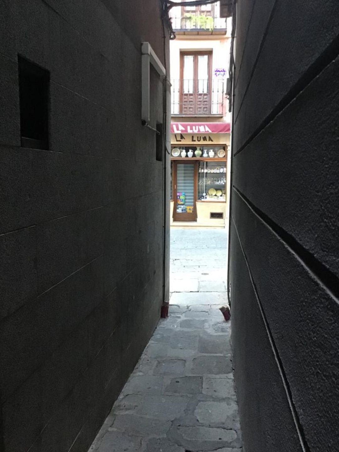 ¿Cuál es la calle más estrecha de Toledo?