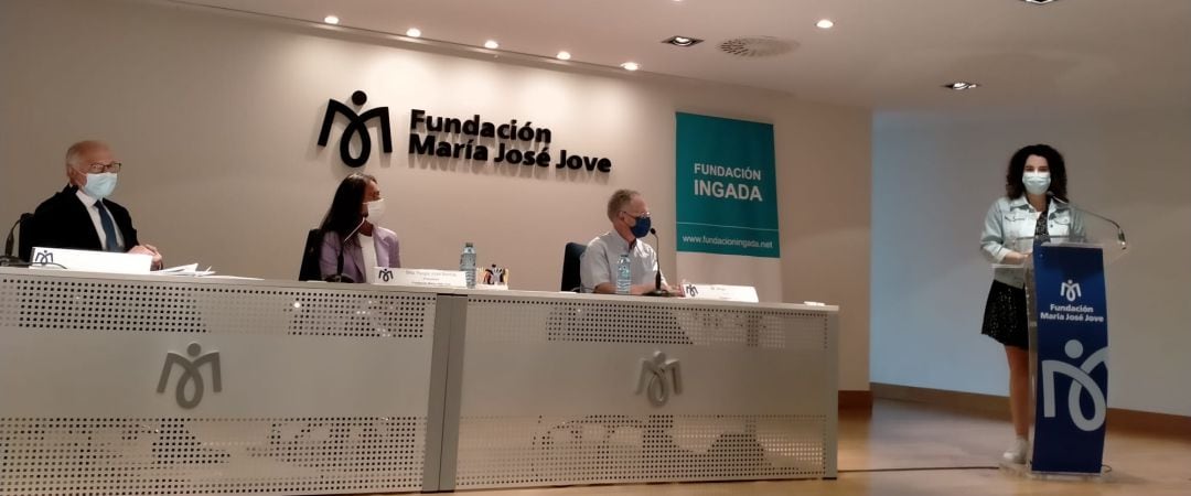 Un proyecto inclusivo de Enseñanza de las las Matemáticas,  ganador de la beca de las Fundaciones Indaga y María José Jove. Un proyecto del CEIP Santa Tegra de Teis. Más de 600 profesores se han formado en la atención a alumn@s con TDAH.