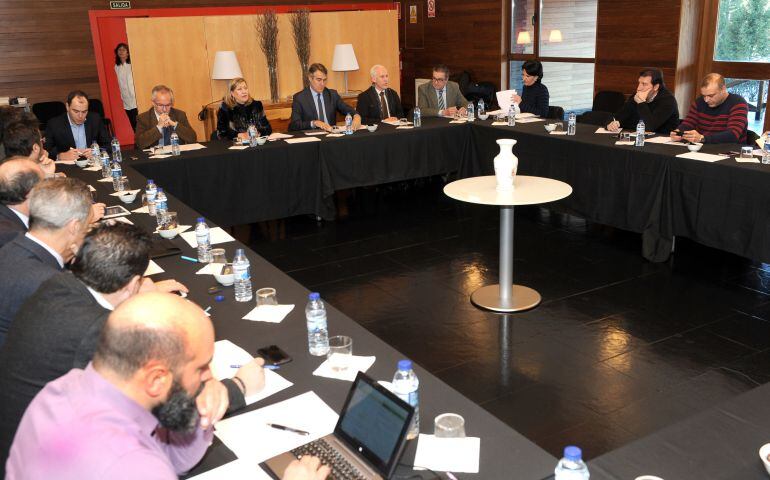 Imagen de la reunión del Plan de Dinamización en Velilla del Río Carrión