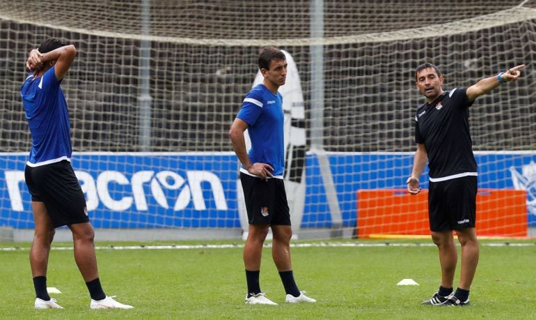 Asier Garitano da explicaciones en Zubieta a Oyarzabal y Willian José