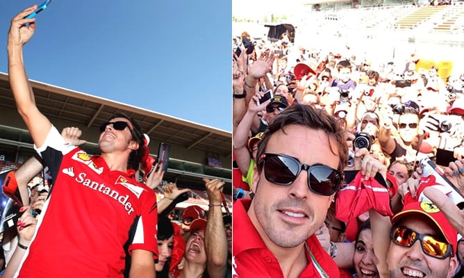 Los dos puntos de vista del &#039;selfie&#039; que se ha hecho el español de Ferrari Fernando Alonso con los aficionados de Montmeló.