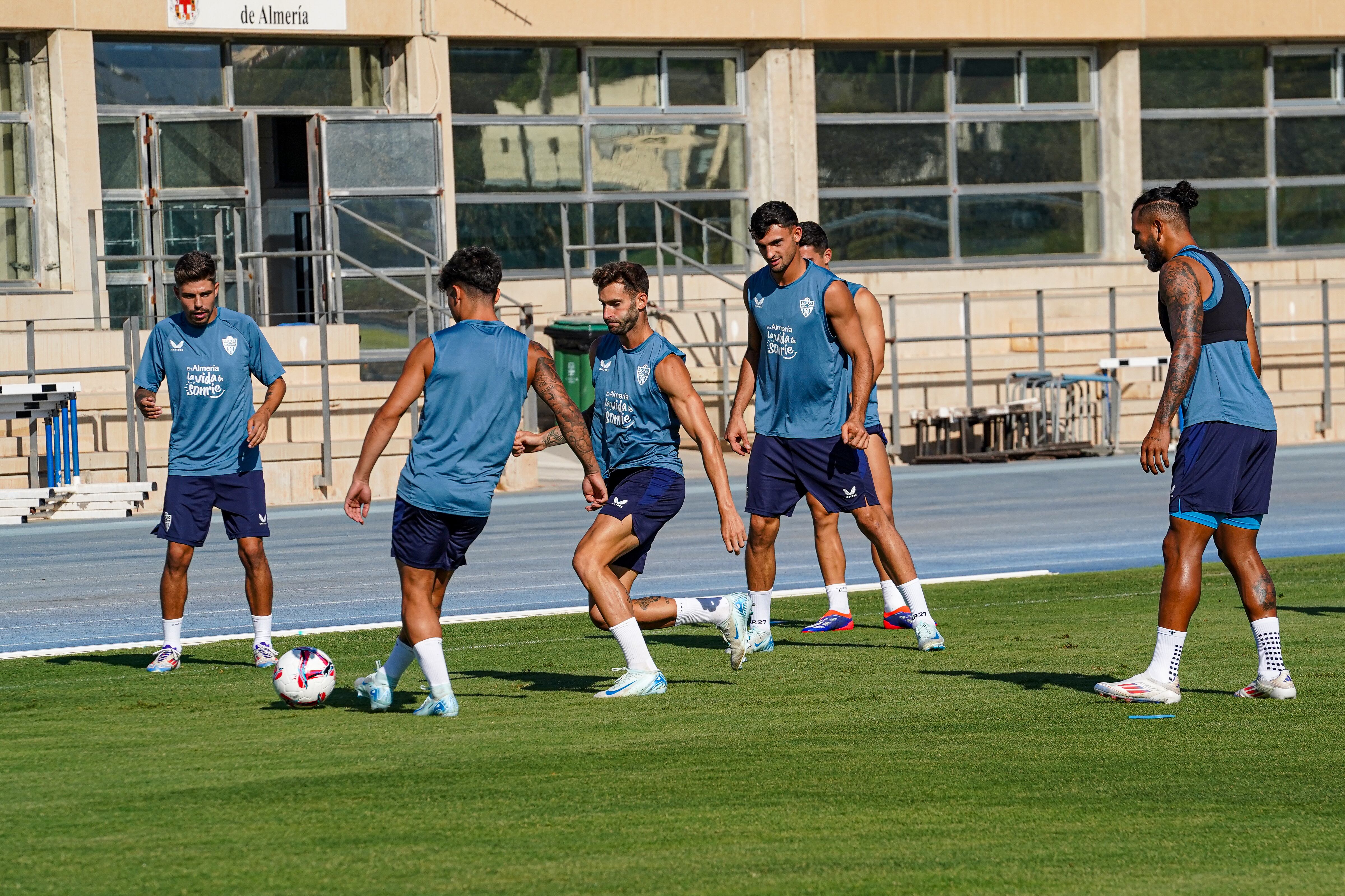 El equipo ha preparado la cuarta jornada de Liga con las bajas de César Montes y Bruno Langa.