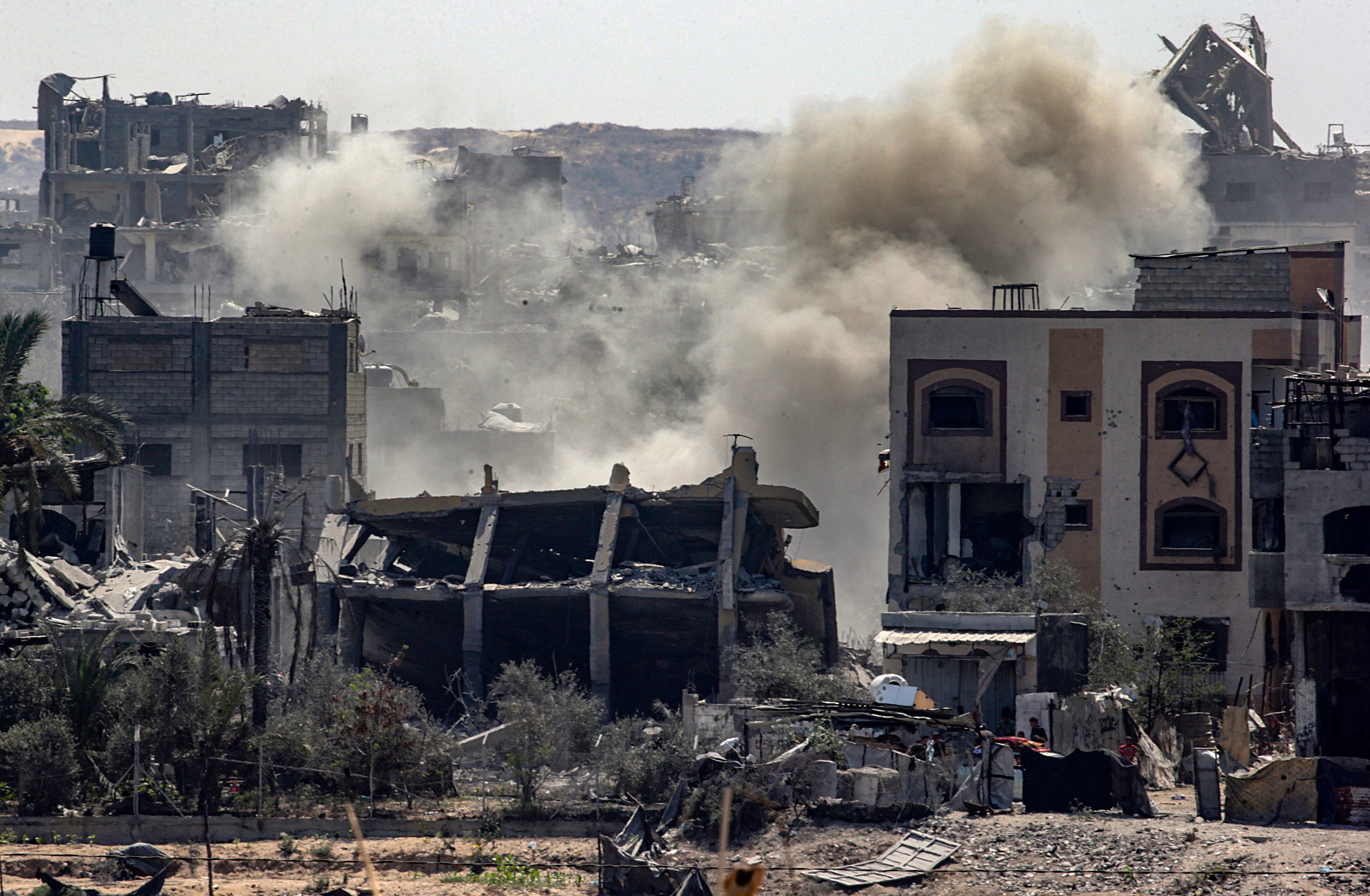 Israel bombardea la ciudad de Gaza