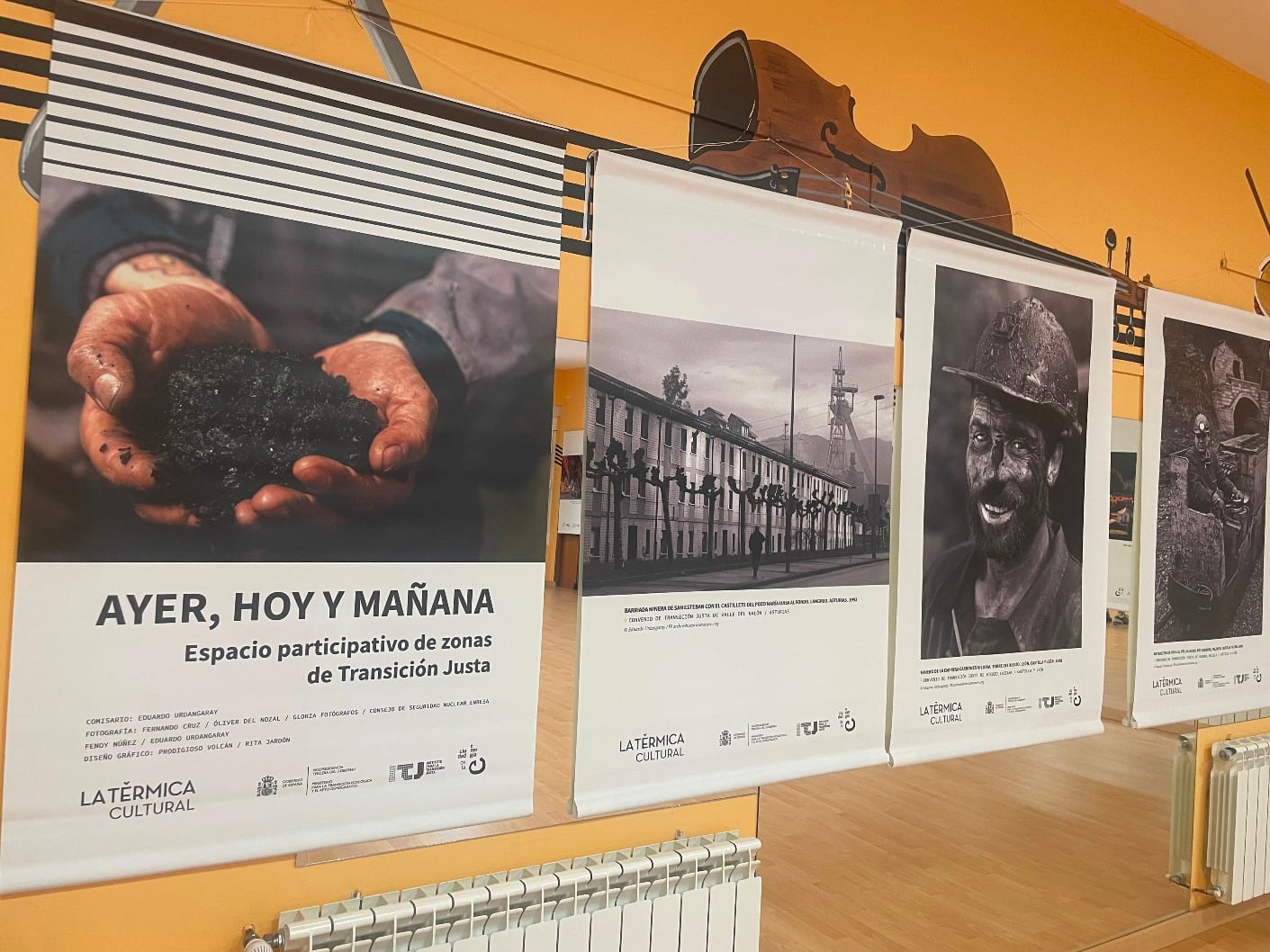 La exposición &quot;Transición justa: ayer, hoy y mañana&quot; de La Recicladora Cultural llega en su itinerancia a Velilla del Río Carrión