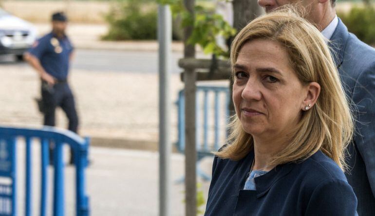 La infanta Cristina a su llegada a la presentación de las conclusiones por parte de las defensas, en el juicio del caso Nóos.