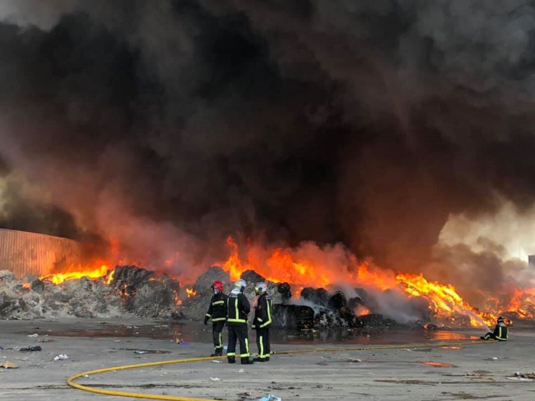 Imágenes del incendio en Fosimpe