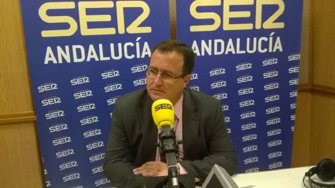 Imagen de archivo de Juan Carlos Cabrera en una de sus visitas a Radio Sevilla