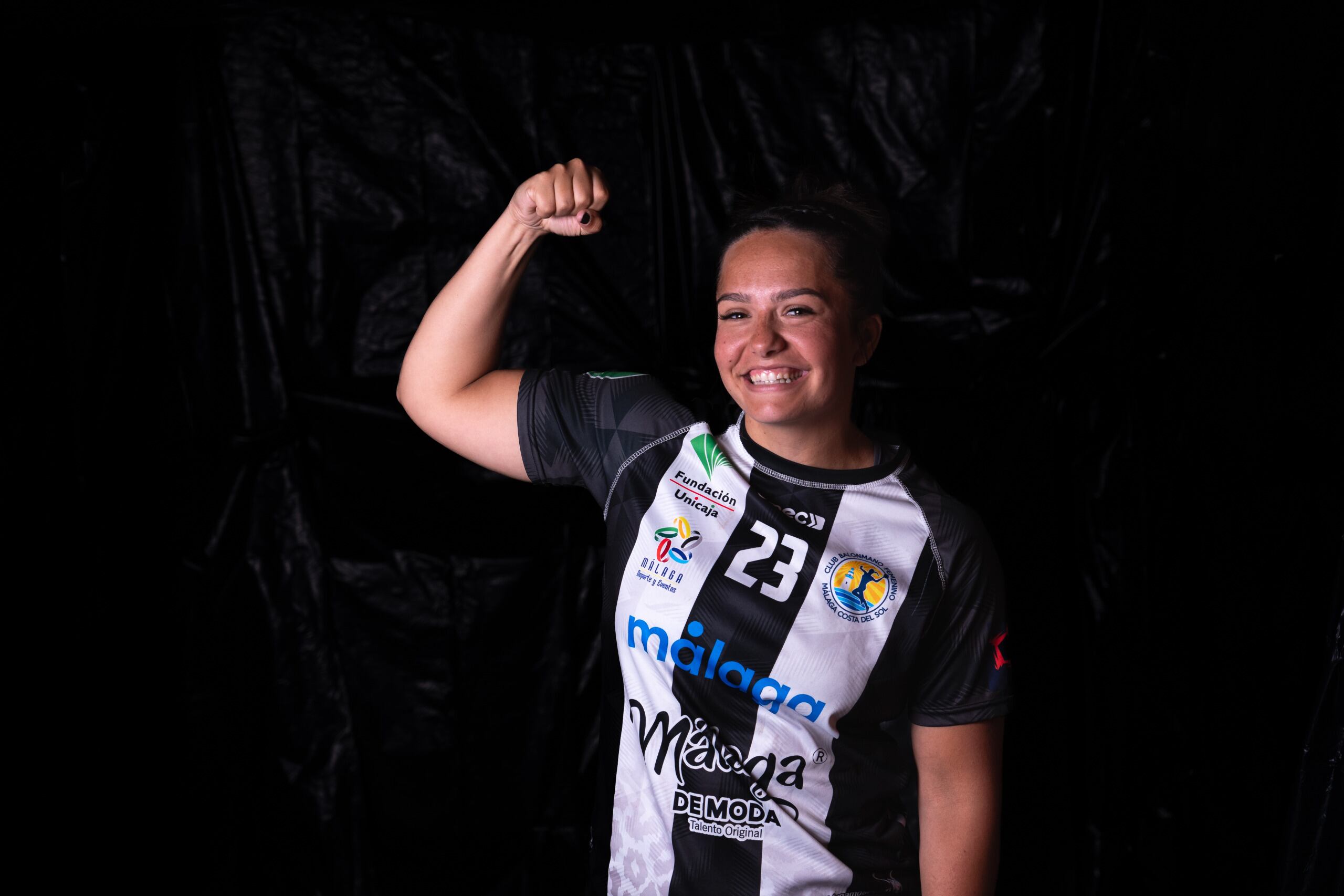 La pivote Bárbara Vela renueva una temporada más con el Costa del Sol