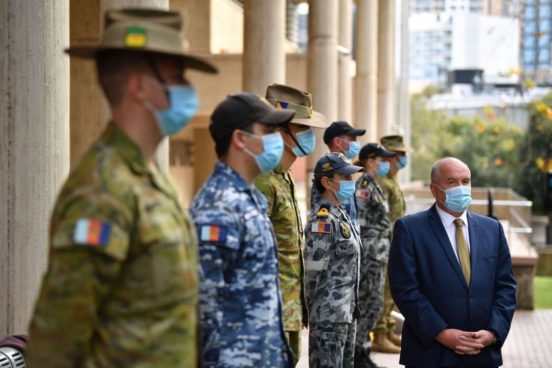 Australia recurre a 300 soldados para vigilar que se cumpla el confinamiento.