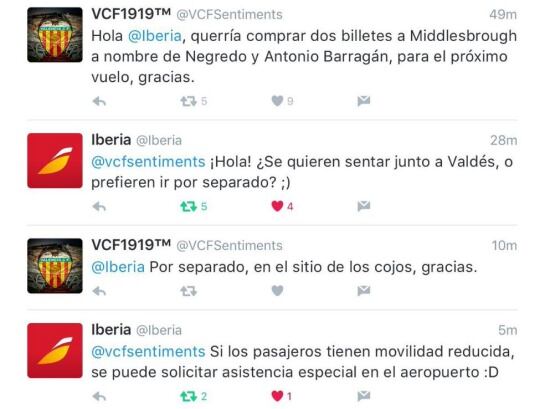 Tuits de Iberia con un usuario en Twitter