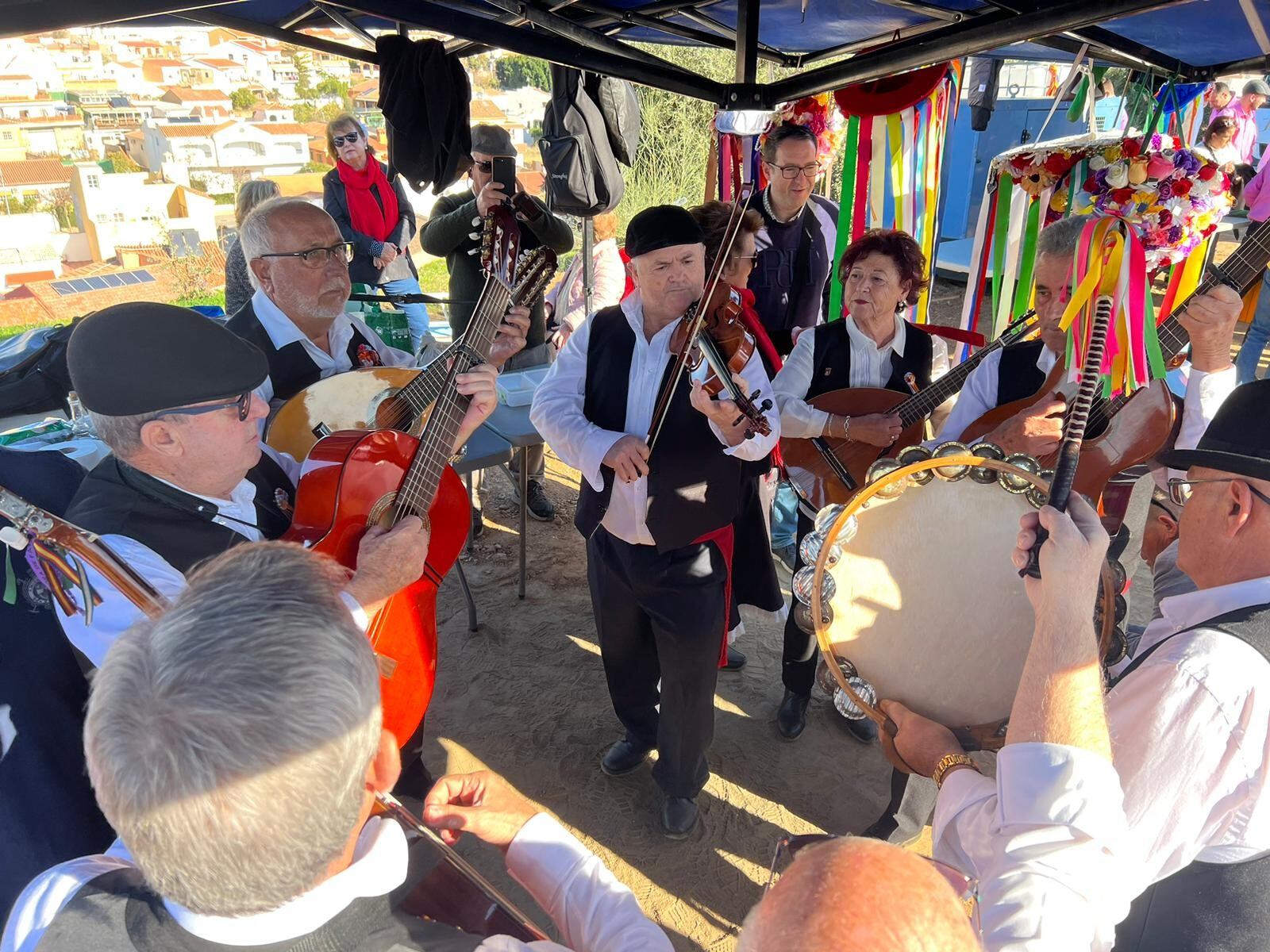 Imagen tomada esta mañana en la Fiesta Mayor de Verdiales