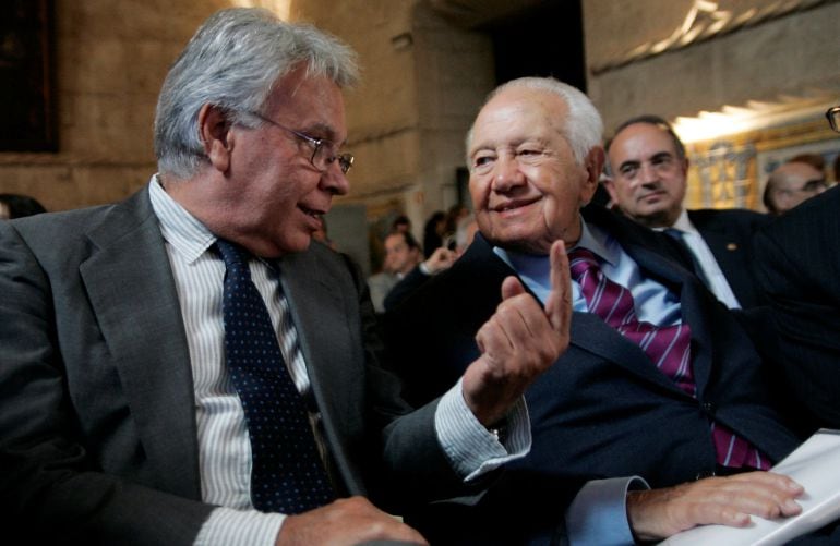 Felipe González y Mário Soares, en una fotografía de archivo. 