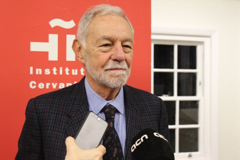 Eduardo Mendoza en el a Instituo Cervantes de Londres.