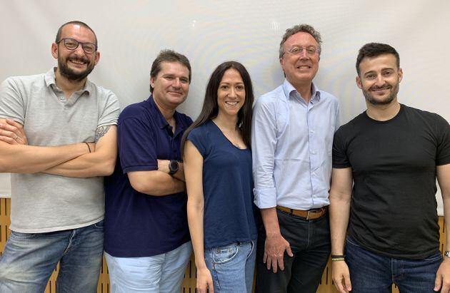 Sara Tabares acompañada por los colaboradores de SER Saludable: Alberto Soler, JM. Mulet, Carlos Sánchez y Guillermo Alvarado