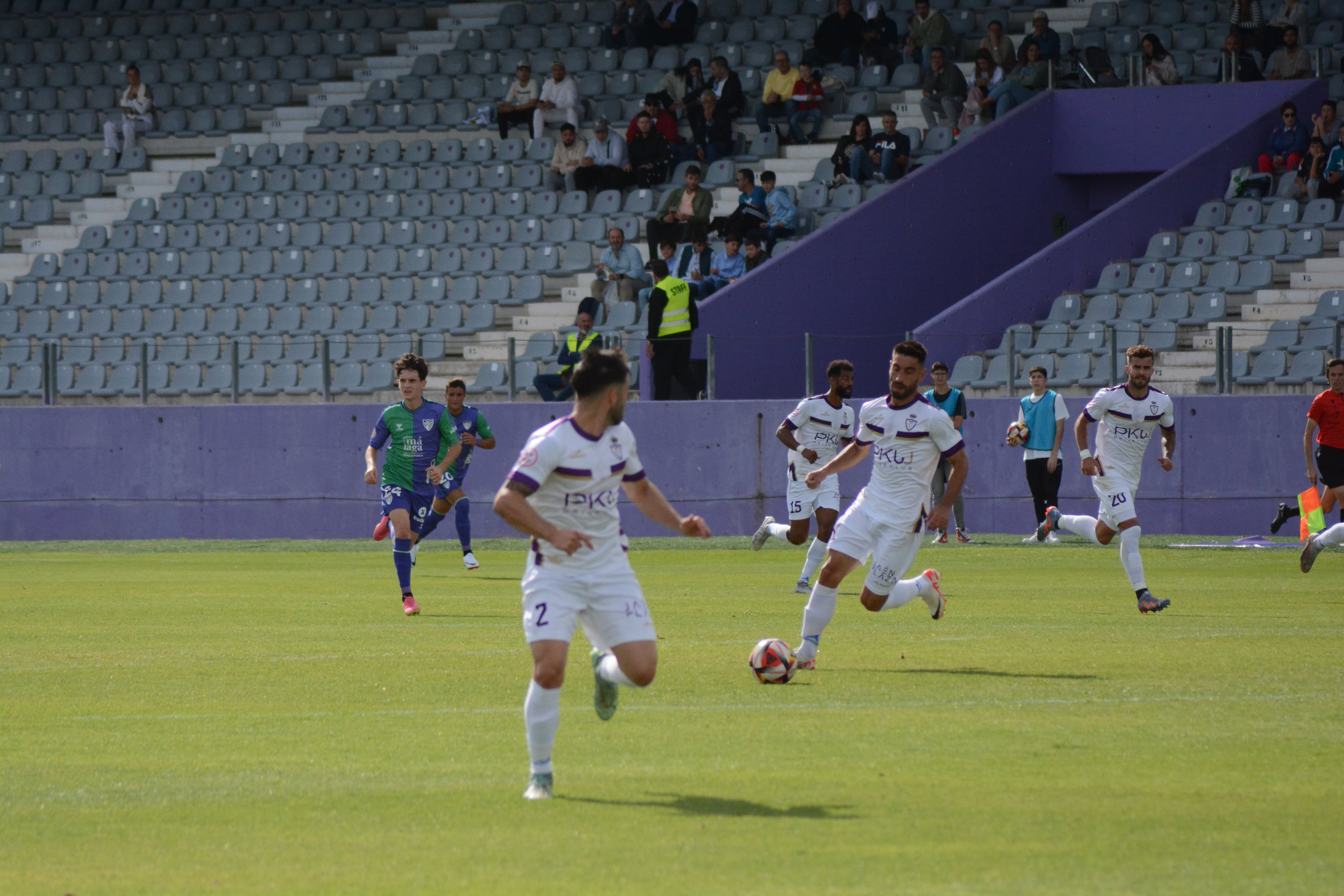 Otra vez Mario Martos y Mauro, que fue sustituido en la segunda mitad, fueron los jugadores más destacados pese a la derrota de su equipo.