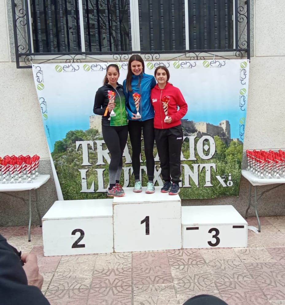 Jimena Cutillas fue tercera Sub-18 en el Campeonato Autonómico de Trail