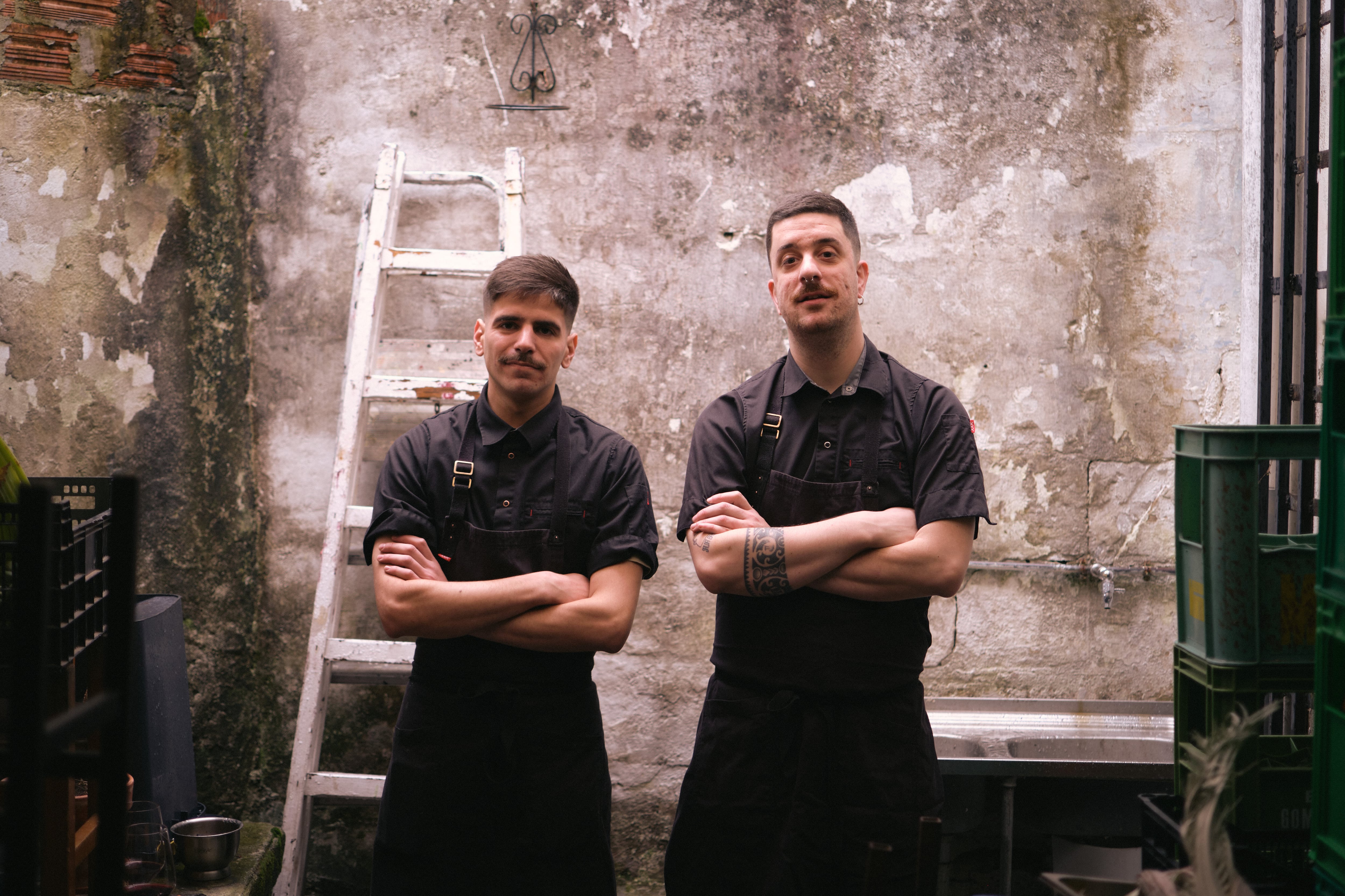 Javi (i) y Gari (d), de Masta Taberna.