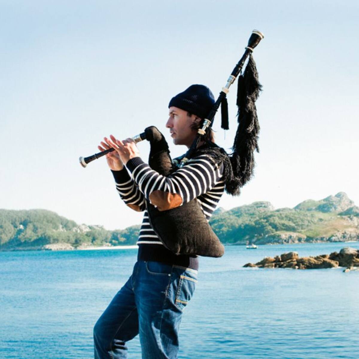 Carlos Núñez: "El 'trap' recupera el ritmo de la muñeira"