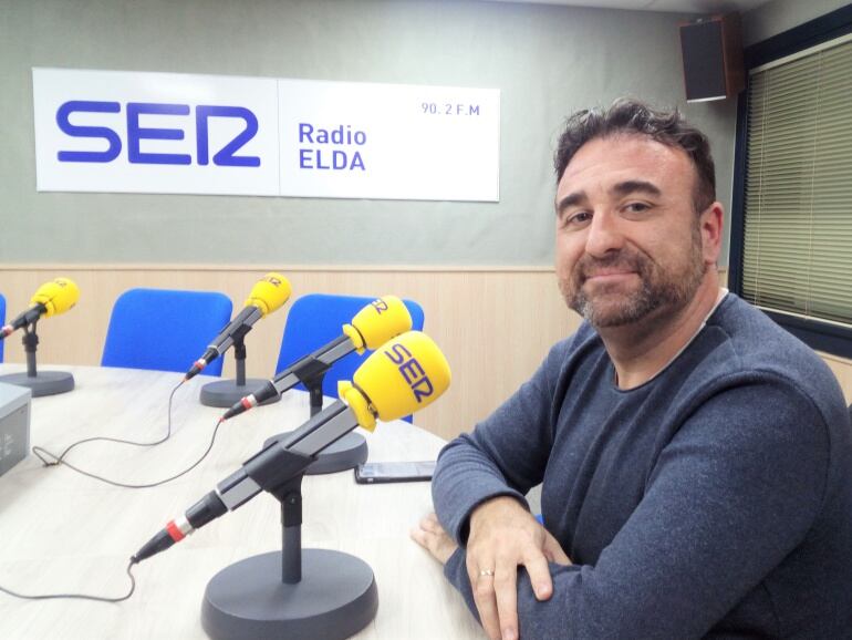 Octavio Peidró, director de la Orquesta Sinfónica Teatro Castelar, en Radio Elda