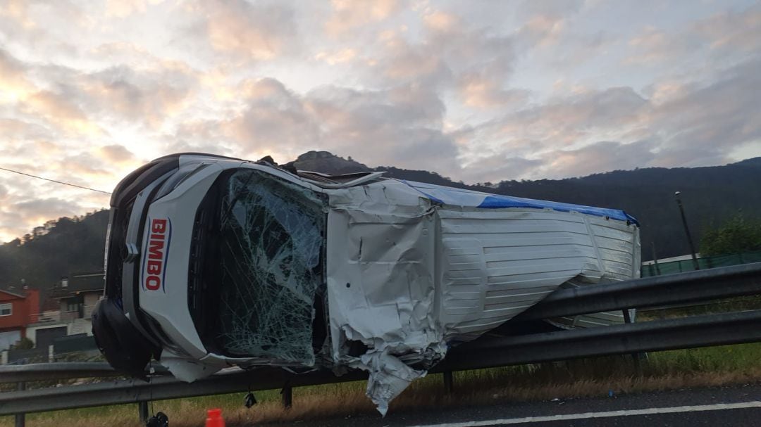 El accidente provocó importantes retenciones.