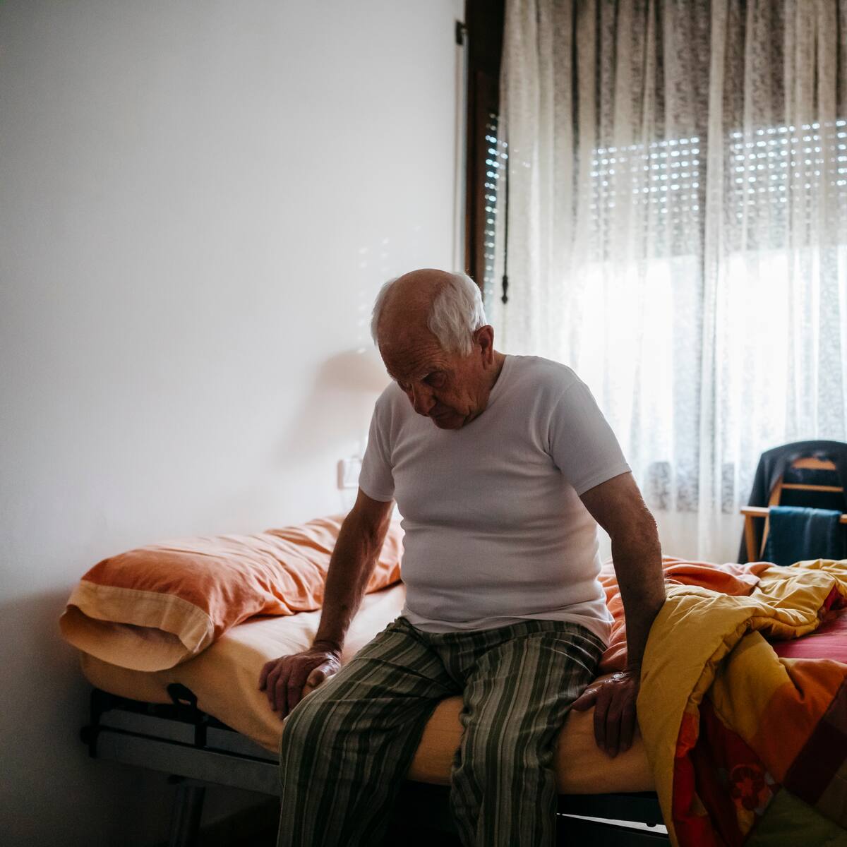 Buena alimentación, vacuna contra la gripe y ojo con el frío, los consejos a los mayores para el invierno