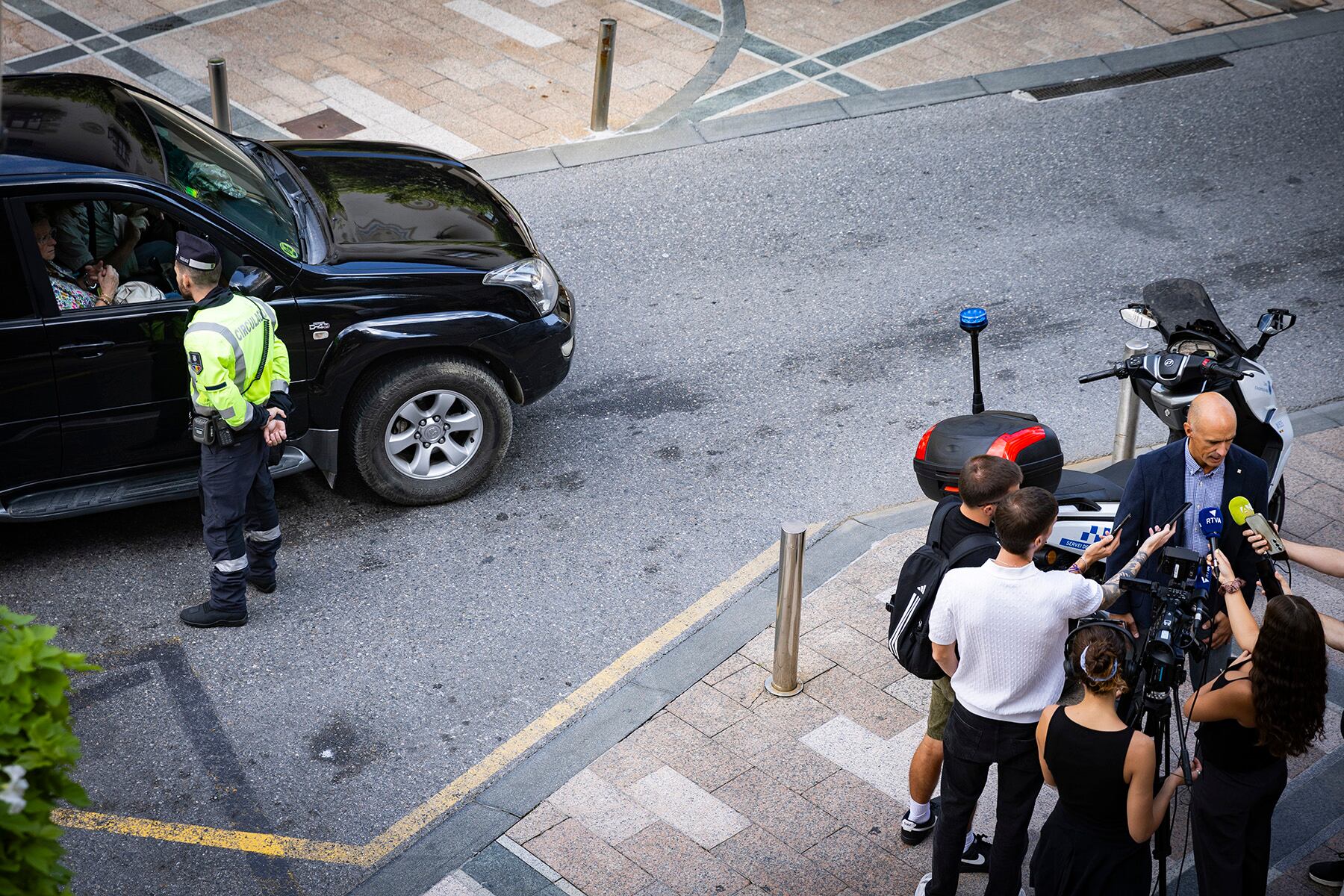 El conseller d'aparcaments, Xavier Surana, durant la presentació de les noves mesures per reduir els sorolls dels vehicles
