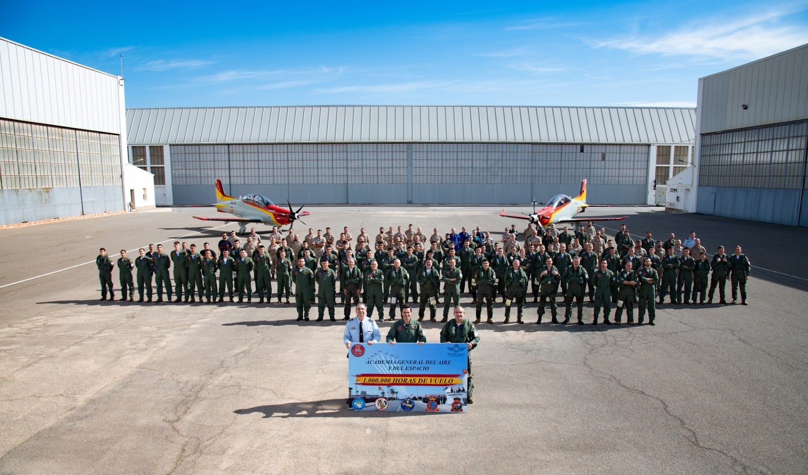 Un millón de horas de vuelo en la Academia General del Aire y del Espacio
