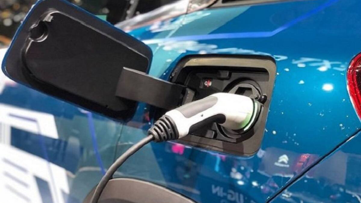 Los híbridos y eléctricos ocupan el 36 por ciento de las matriculaciones de vehículos en agosto en Baleares