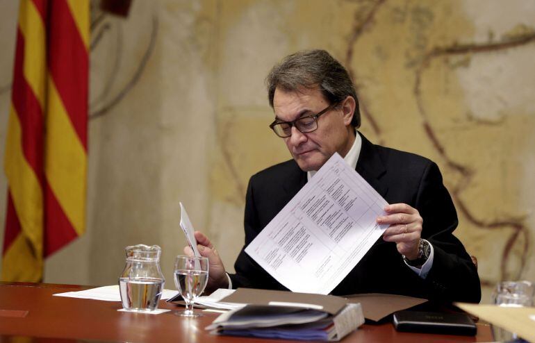 El presidente de la Generalitat en funciones, Artur Mas, durante la reunión semanal del gobierno catalán