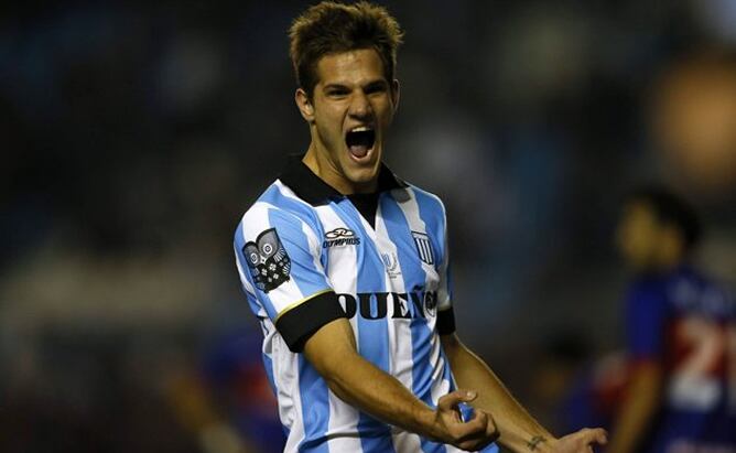 Rodrigo de Paul, celebrando un gol con Racing.