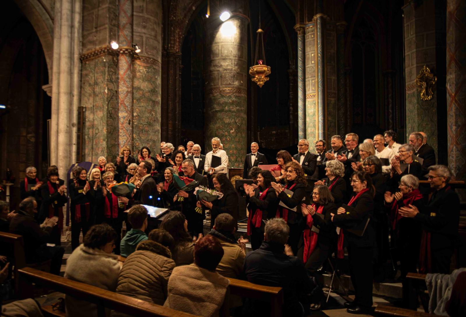 Músicos de Jaca y Olorón en la catedral francesa