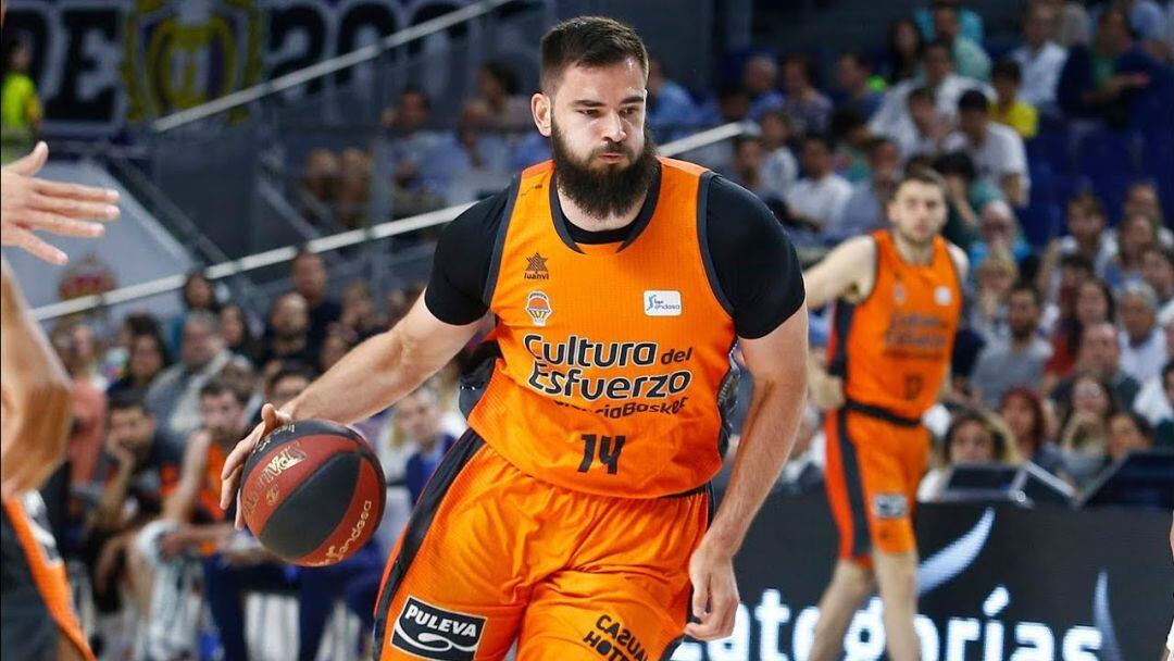 Bojan Dubljevic, durante un partido contra el Real Madrid. 