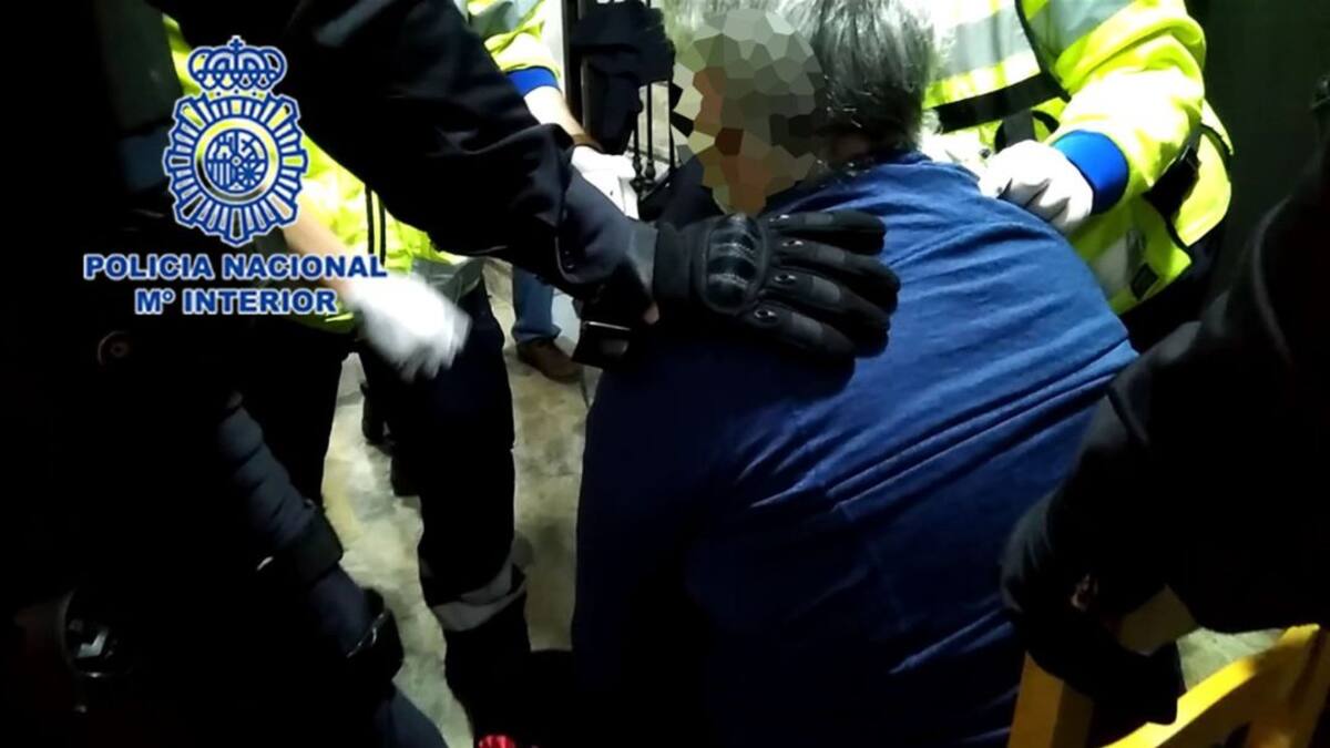 Detenido un hombre que se atrincheró en su vivienda tras agredir a su hermana en silla de ruedas