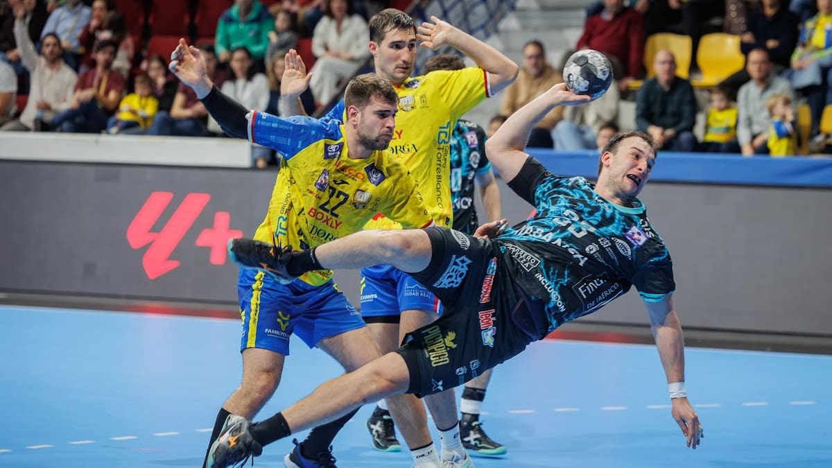 El Ademar, a seguir ganando frente a Puente Genil