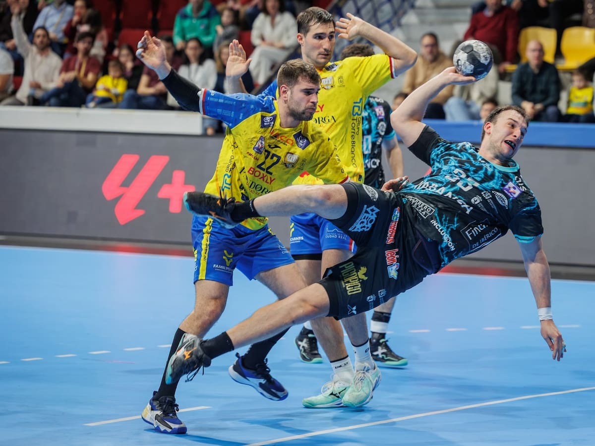 El Ademar, a seguir ganando frente a Puente Genil